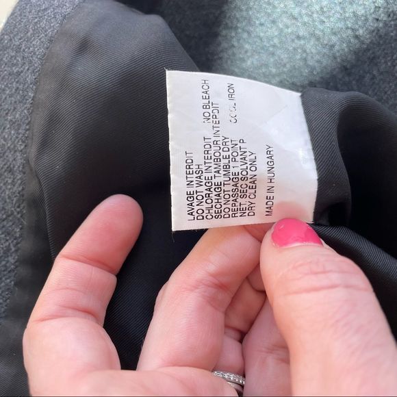 Carven Paris absolutely gorgeous structured skirt. - Picture 10 of 12